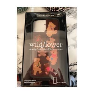 Teddy Bear Wildflower iPhone 12 Pro Max Case